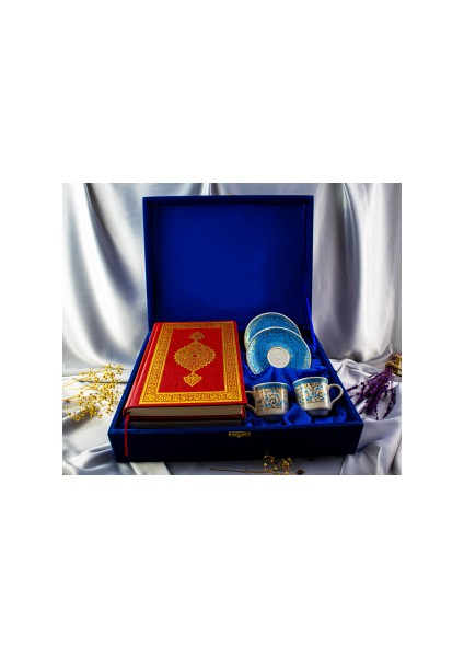 İkili Altın Yaldızlı Kur'an-ı Kerim'li Kadife Kutulu Porselen Fincan Takımı