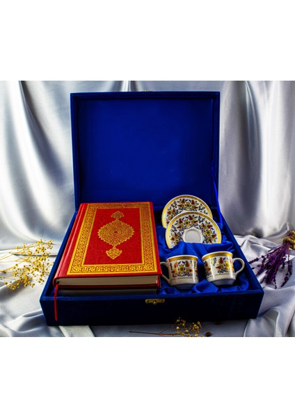İkili Altın Yaldızlı Kur'an-ı Kerim'li Kadife Kutulu Porselen Fincan Takımı