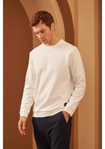 Erkek Comfort Fit Basic Düz Sweatshirt Ekru MARS26