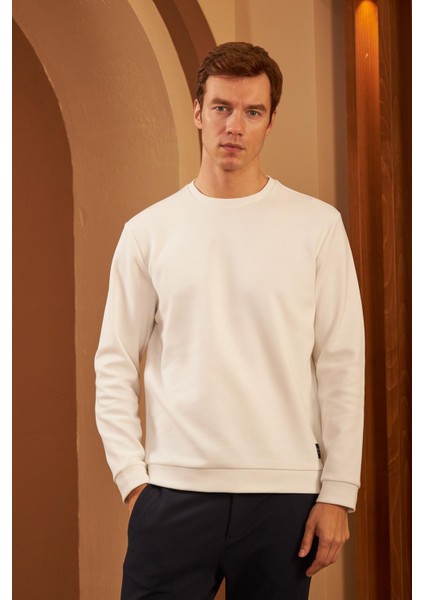 Erkek Comfort Fit Basic Düz Sweatshirt Ekru MARS26 fırsatları