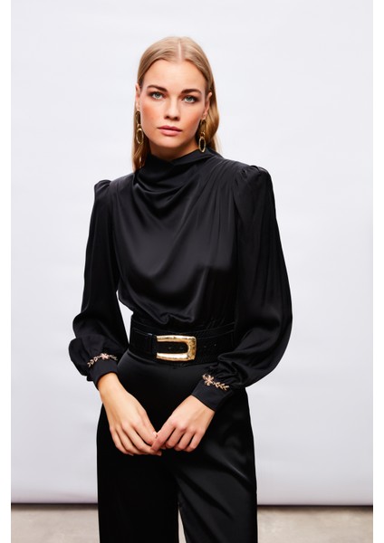 Kol Aksesuar Detaylı Bluz - Siyah modelleri