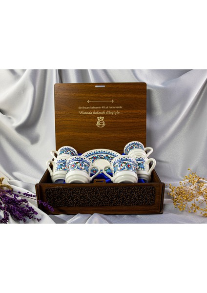 6'lı Ahşap Kutulu Porselen Fincan Takımı