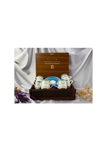 Altın Yaldızlı 6'lı Ahşap Kutulu Fincan Takımı