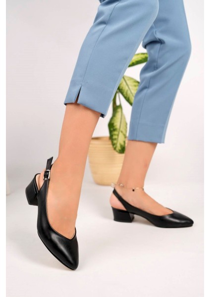 Sivri Kalıp Arkası Açık Siyah Cilt Kadın Stiletto