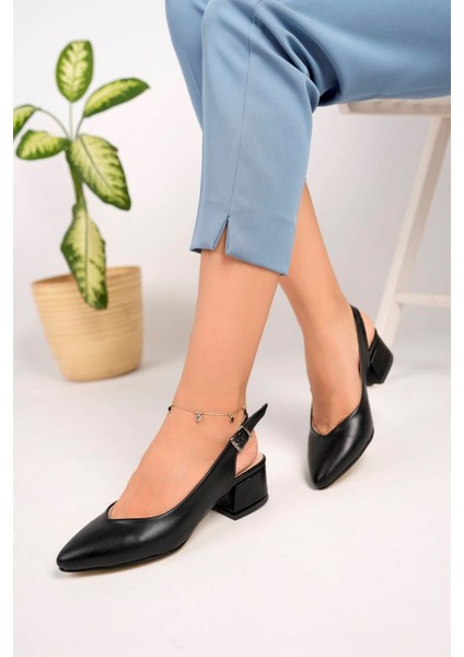 Sivri Kalıp Arkası Açık Siyah Cilt Kadın Stiletto fiyatları