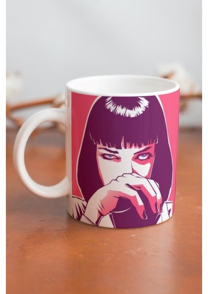Pulp Fiction Ucuz Roman Mia Wallace Temalı Özel Tasarım Tam Tur Baskılı Kupa Bardak fiyatları