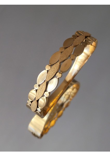 Kadın Çelik Gold Renk Kararmaz Kelepçebileklik modelleri