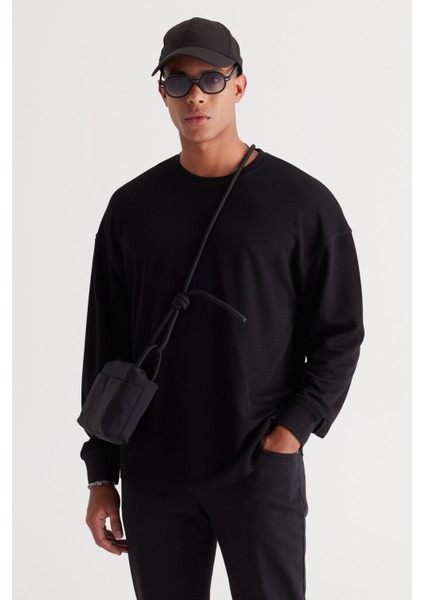 Erkek Siyah Loose Fit Içi Polarlı 3 Iplik Bisiklet Yaka Jakarlı Sweatshirt