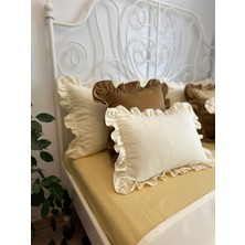 Decamor Home Ekru Fırfırlı Yatak Runner Seti Çift Kişilik Yatak Örtüsü