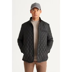 ALTINYILDIZ CLASSICS Erkek Siyah Standart Fit Normal Kesim Dik Yaka Kapitone Desenli Overcoat