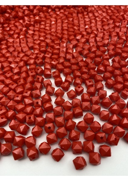 100GR 10MM Opak Kırmızı Renk Küp, Kübik Model Akrilik Boncuk ,çanta Boncuğu (100GR,~200 Adet) fiyatları