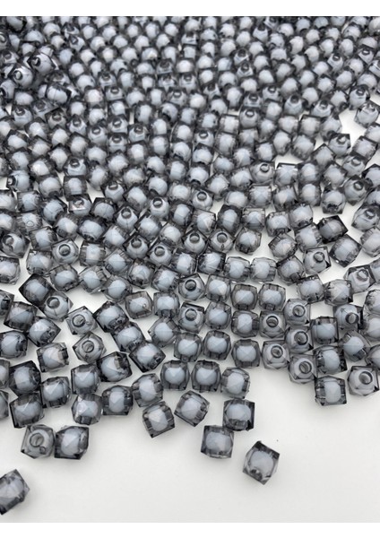 10MM Gri / Füme Renk Içi Boncuklu Akrilik Küp Boncuk,takı,çanta Yapım Boncuğu (100GR,~250 Adet) modelleri