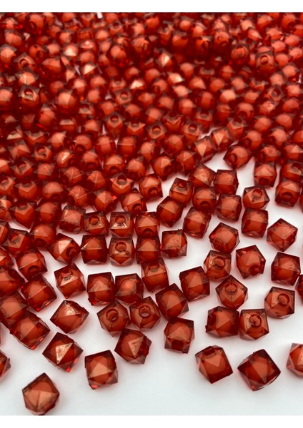 50GR 8mm Kırmızı Renk Içi Boncuklu Akrilik Küp Boncuk,takı,çanta Yapım Boncuğu (50GR,~180 Adet) modelleri