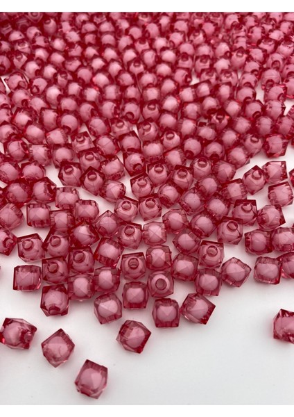 10MM Fuşya / Koyu Pembe Renk Içi Boncuklu Akrilik Küp Boncuk,çanta Yapım Boncuğu (100GR,~250 Adet) modelleri