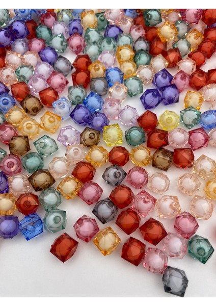 50GR 8mm Karışık Renkli Içi Boncuklu Akrilik Küp Boncuk,takı,çanta Yapım Boncuğu (50GR,~180 Adet) fırsatları