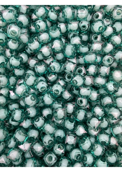 50GR 8mm Zümrüt Yeşili Içi Boncuklu Akrilik Küp Boncuk,takı,çanta Yapım Boncuğu (50GR,~180 Adet) fırsatları