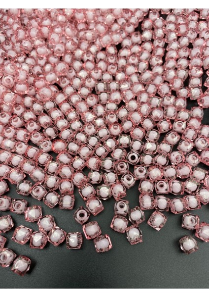 50GR 8mm Pembeı Renk Içi Boncuklu Akrilik Küp Boncuk,takı,çanta Yapım Boncuğu (50GR,~180 Adet) fiyatları