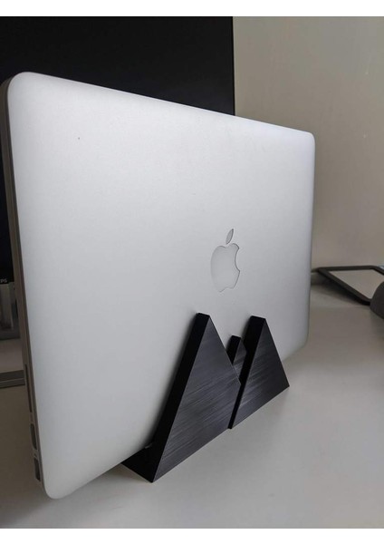 Macbook Pro Dikey Stand