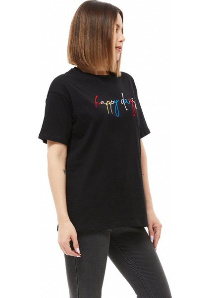Nakışlı T-Shirt