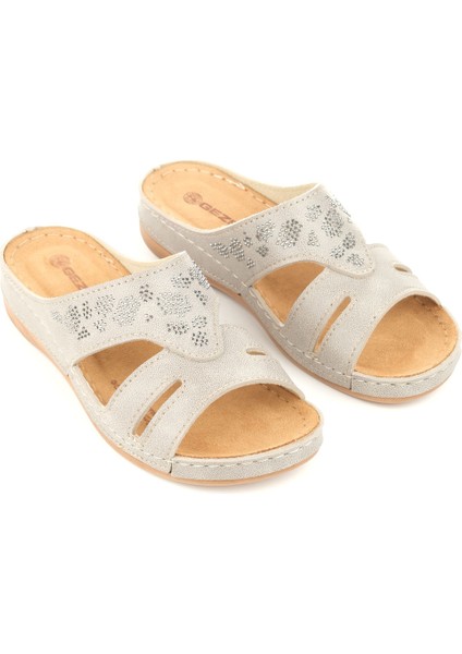 Yazlık Kadın Suni Deri Koleksiyon Terlik indirimleri