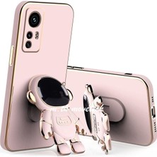 MTK Moveteck Xiaomi Redmi Note 12S Kılıf Kaplamalı Yaratıcı Astronot Karikatürlü Tutucu Stand Parlak Gold Kenarlı