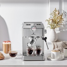 Karaca Coffee Art 1101 Süt Köpürtücülü, 20 Bar Basınçlı, Espresso, Latte, Cappuccino, Americano Makinesi 1,5l Inox