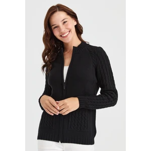 Desen Triko Kadın Dik Yaka Cebi ve Kolu Saç Örgü Yün Hırka Siyah