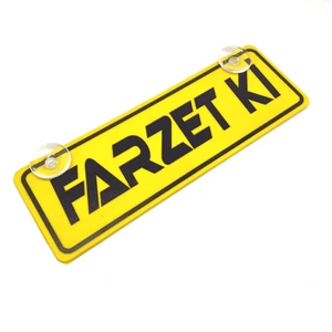 Farzet Ki Yazılı Sarı Dekor Plaka Vantuzlu Cam Süsü