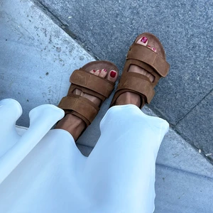 Damascus Deri Mantar Taban Anatomik Terlik