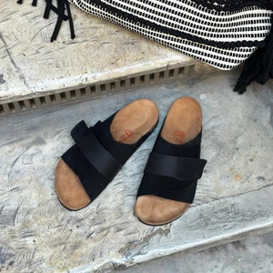 Kiev Deri Mantar Taban Ortopedik Terlik