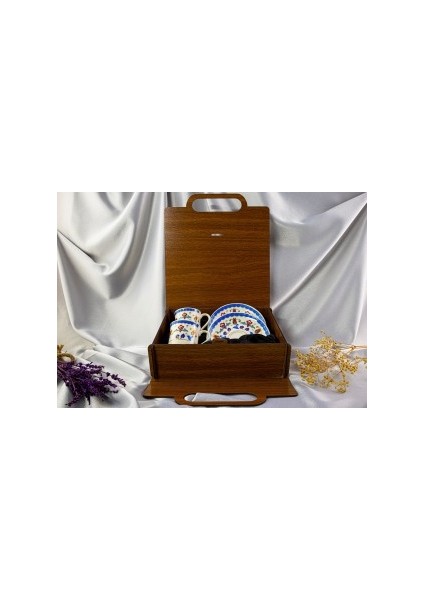 Altın Yaldızlı 2li Ahşap Kutulu Fincan Takımı