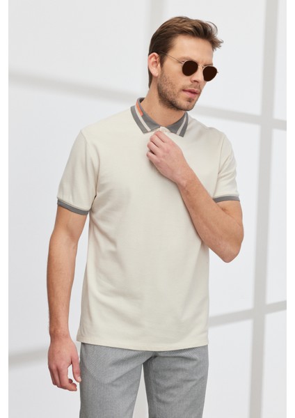 Erkek Bej Slim Fit Dar Kesim %100 Pamuk Kıvrılmaz Polo Yaka Tişört