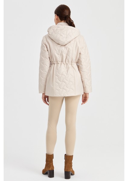 Kadın Kapüşonlu Beli Bağcıklı Kapitone Kaban Bej fırsatları