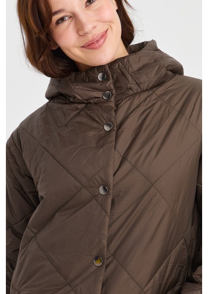 Kadın Şişme Kareli Uzun Kaban Yeşil fiyatları