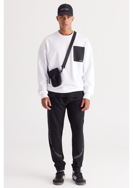 Erkek Beyaz Loose Fit Içi Polarlı 3 Iplik Bisiklet Yaka Baskılı Sweatshirt