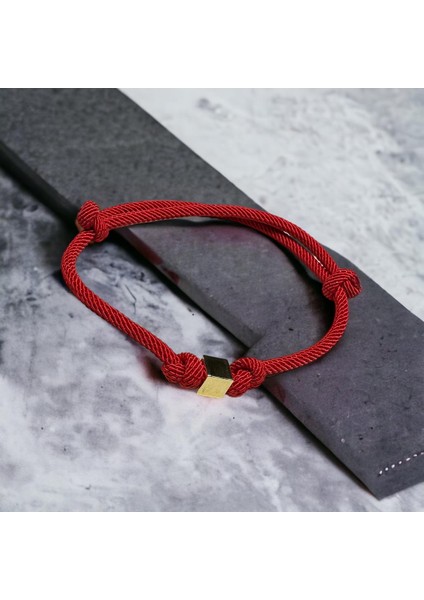 14 Ayar Altın Küp Model İpli Unisex Bileklik fiyatları