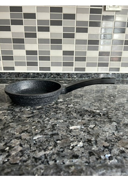 Elit Döküm Tava 18 cm modelleri