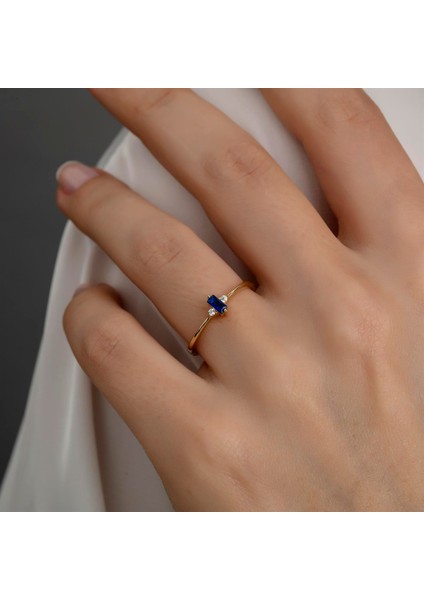 Altın Renkli Taşlı Kombinlenebilir Minimal Yüzük