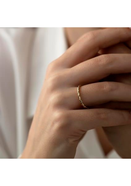 Altın Burgu Kombinlenebilir Minimal Yüzük Ince