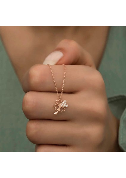 925 Ayar Gumuss Rose Kalpli Dört Yapraklı Yonca Lucky Life Lucky Life Lucky Life Kadın Kolye
