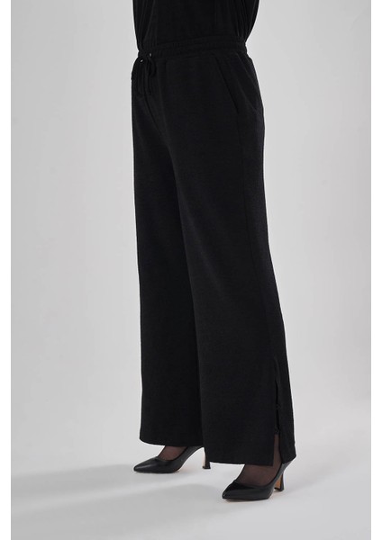 Beli Bağcıklı Siyah Pantolon fırsatları