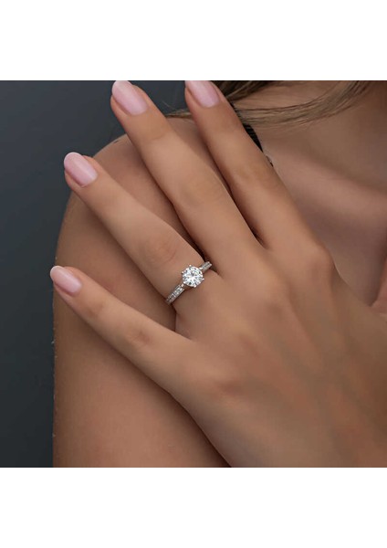 Gümüş Tek Taş Kadın Yüzük