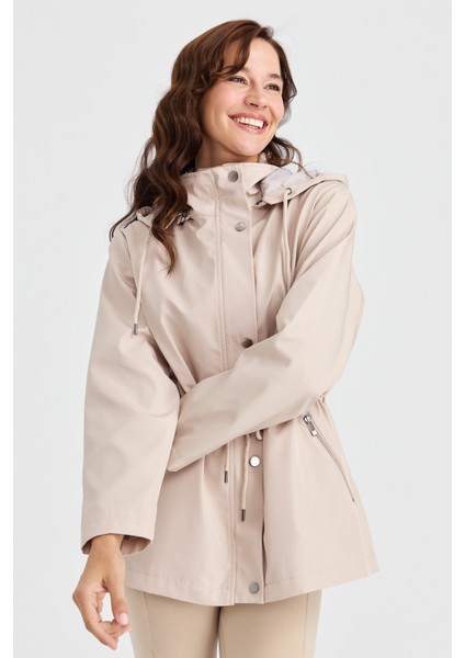 Kadın Kapüşonlu Kısa Trençkot Bej fırsatları