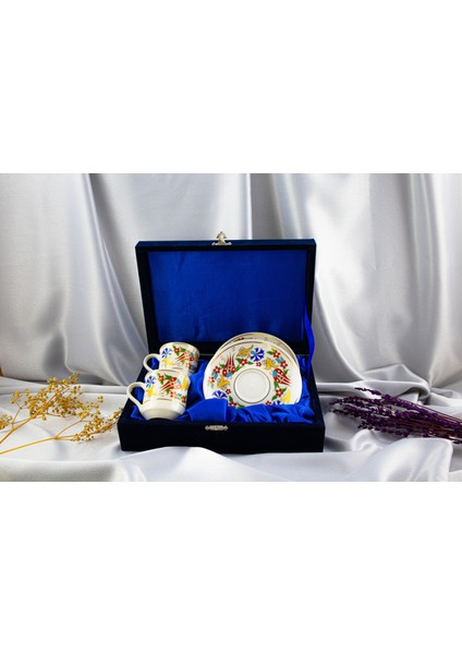 2'li Altın Yaldızlı Porselen Fincan Takımı Kadife Kutulu
