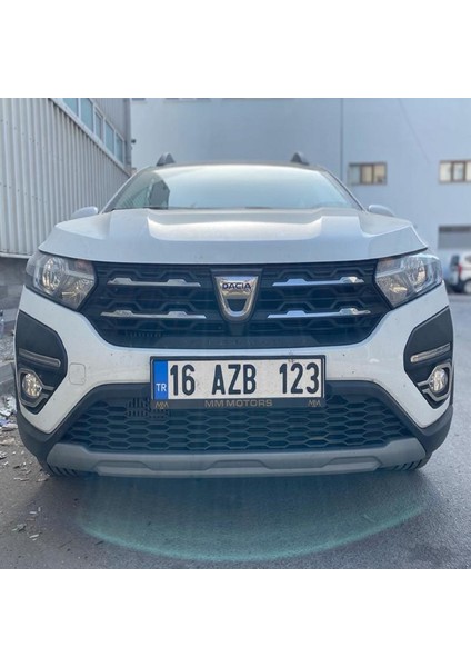 Dacia Sandero Krom Sis Çerçevesi 2 Parça 2020> Paslanmaz Çelik