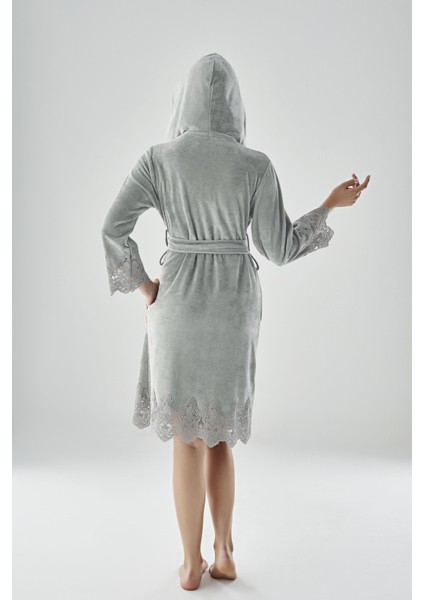 Dantelli Kısa Kapüşonlu Niki Kadife Bambu Cotton Bayan Sabahlık fırsatları