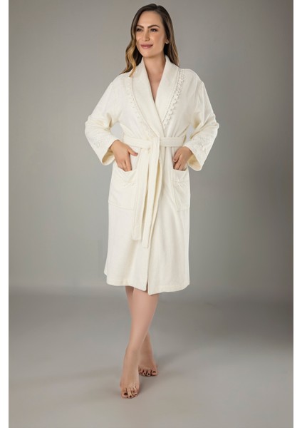 Krem Dantelli Bambu Cotton Bayan Bornozu