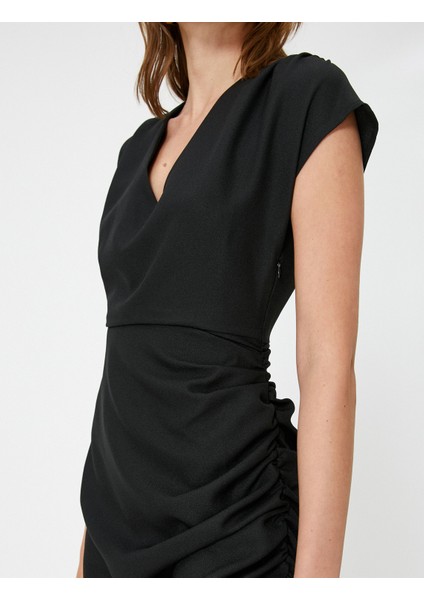 Asimetrik Elbise V Yaka Drapeli Kısa Kollu indirimleri