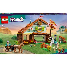 LEGO  Friends Autumn'un At Ahırı 41745 - 7 Yaş ve Üzeri Çocuklar İçin 2 Mini Bebek ve 2 At İçeren Yaratıcı Oyuncak Yapım Seti (545 Parça)