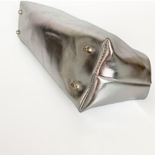Heybes Kadın Parlak Dokulu Deri Clutch El Çantası